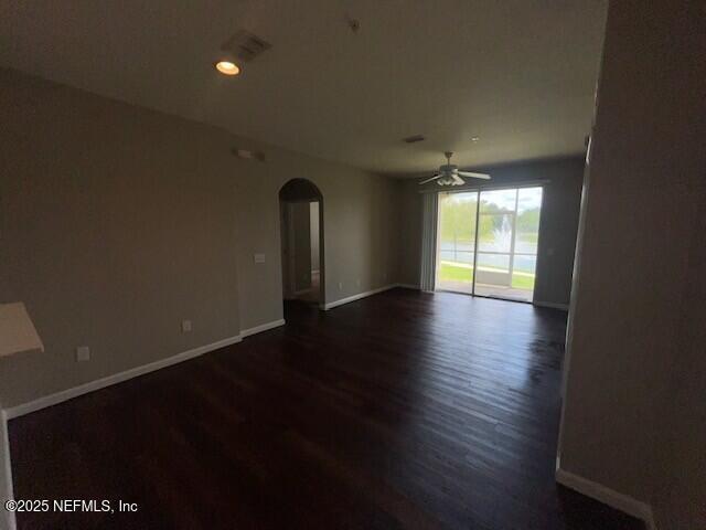 Building Photo - 7801 Point Meadows Dr
