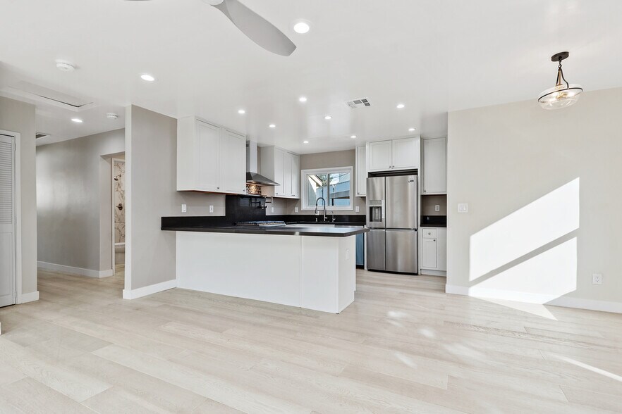 Building Photo - 4769 E Malta St