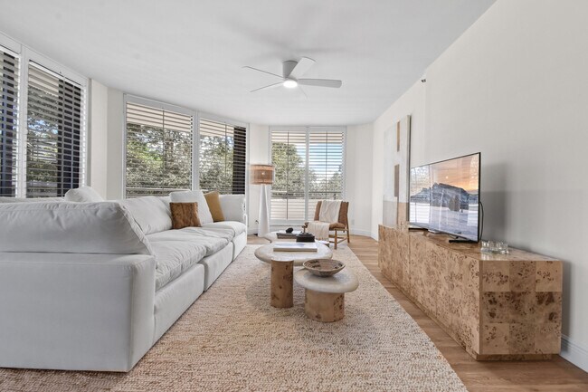 Building Photo - 3322 Casseekey Island Rd