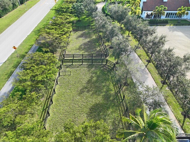 Building Photo - 14484 Belmont Trce
