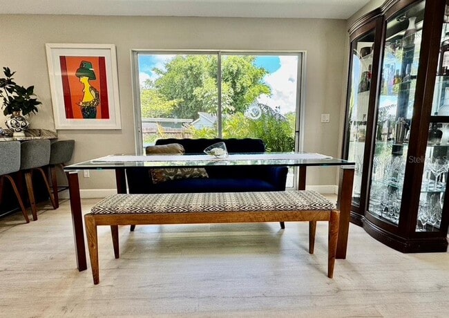 Building Photo - 1815 Barker Dr