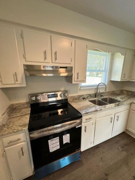 Building Photo - 425 Patrician Pl
