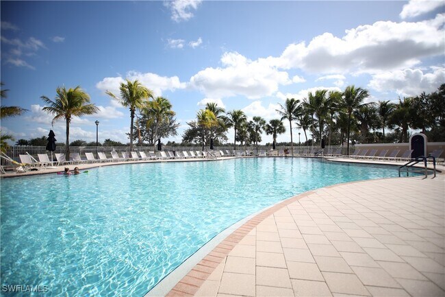 Building Photo - 7558 Rozzini Ln