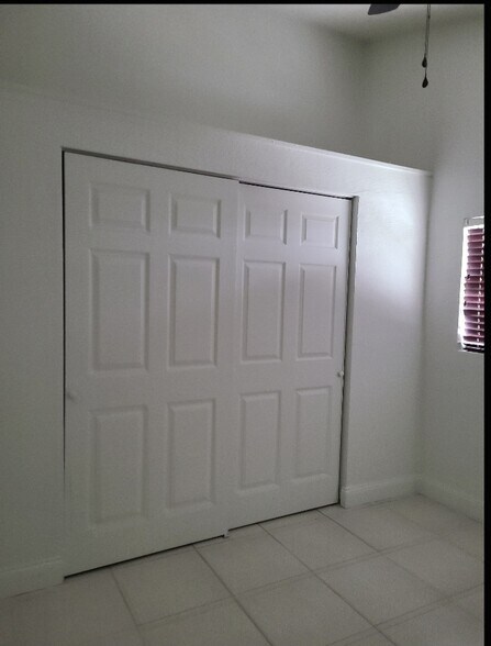 Building Photo - 4616 NW 185th St