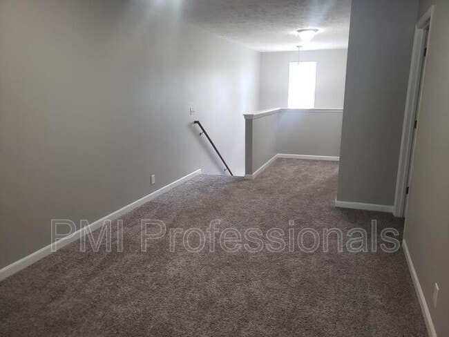 Building Photo - 609 Bonneville Ln