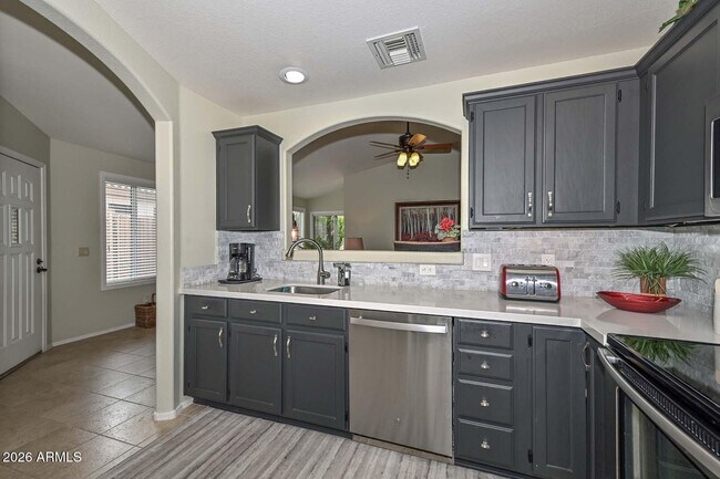 Building Photo - 20341 N 105th Ave