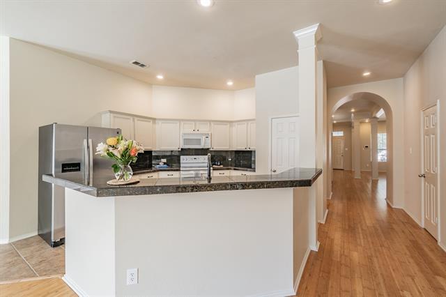 Building Photo - 9853 Autumn Sage Dr