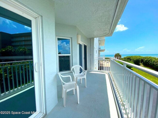 Building Photo - 2035 Jimmy Buffett Mem Hwy