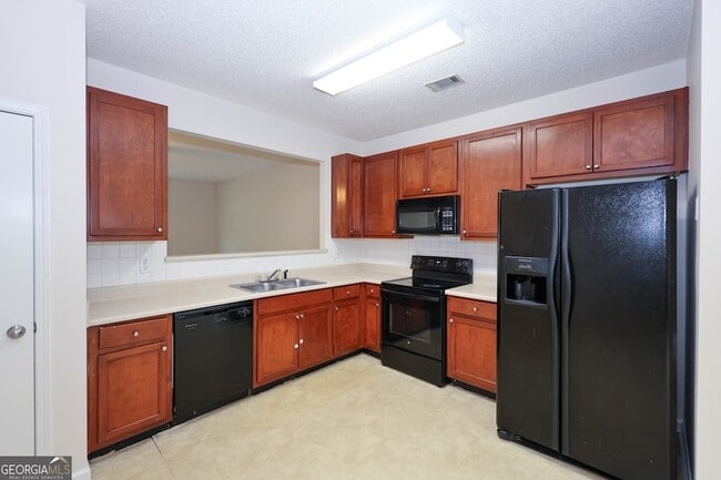 Building Photo - 7705 Commerce Ct
