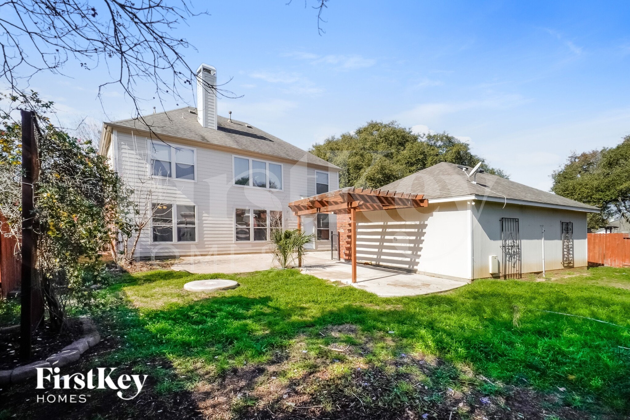 Building Photo - 1756 Oak Sprawl