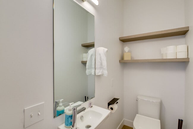 Building Photo - 4164 S Sugaree Ln