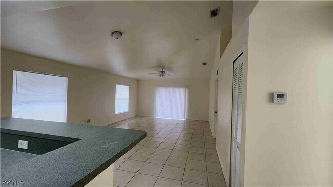 Building Photo - 2145 Fairway Dr