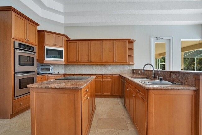 Building Photo - 8527 Summerville Pl