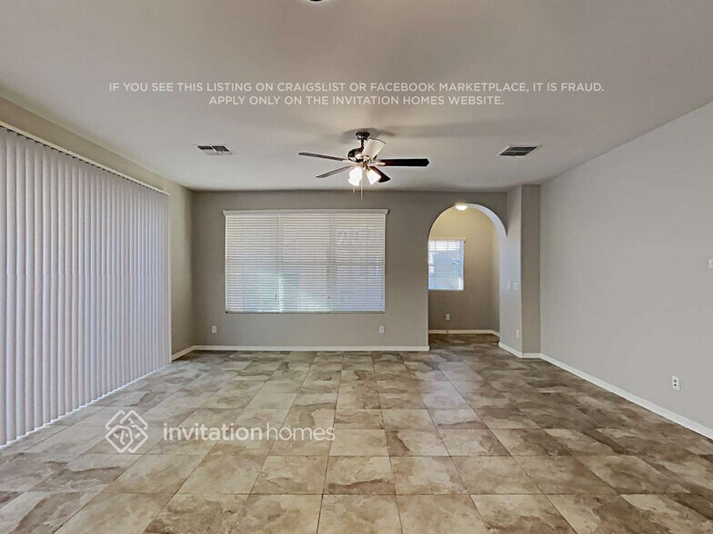 Building Photo - 1054 S Agnes Ln