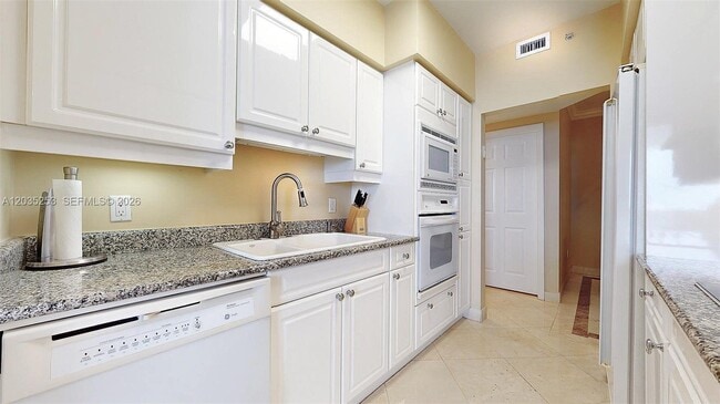 Building Photo - 4779 Collins Ave