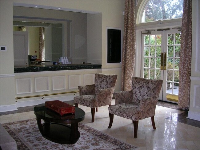 Building Photo - 199 14th St NE