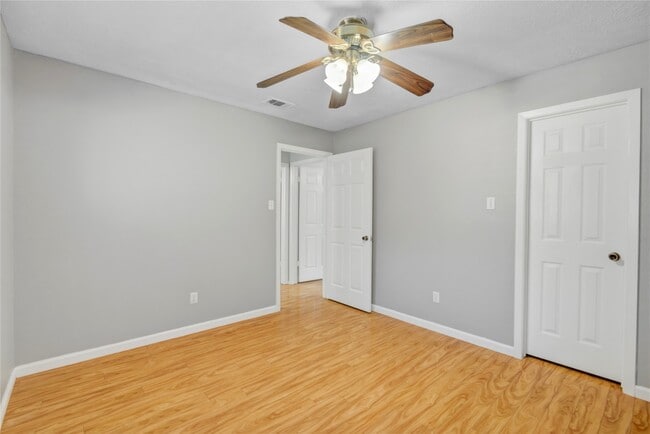 Building Photo - 16739 Selder Dr