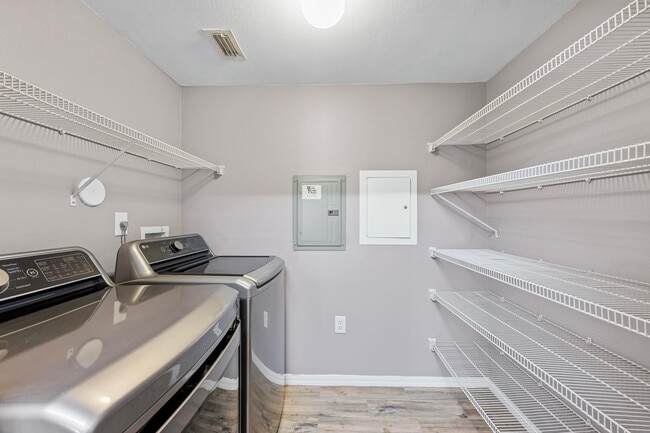 Building Photo - 6410 Emerald Dunes Dr