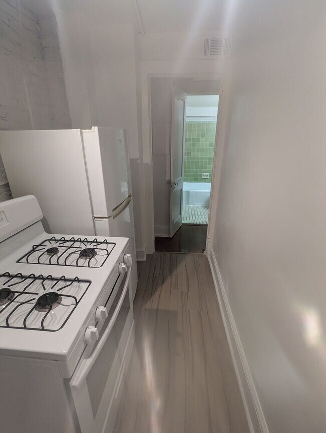 Interior Photo - Ponce Properties