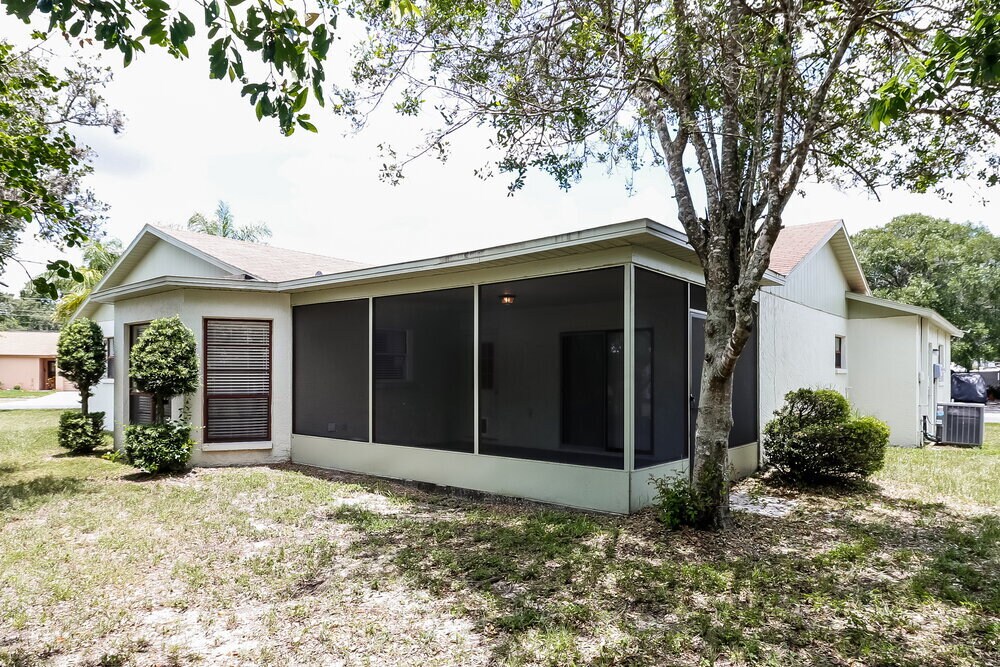 Building Photo - 5113 Gardendale Ln