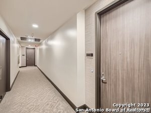 Building Photo - 610 E Market St