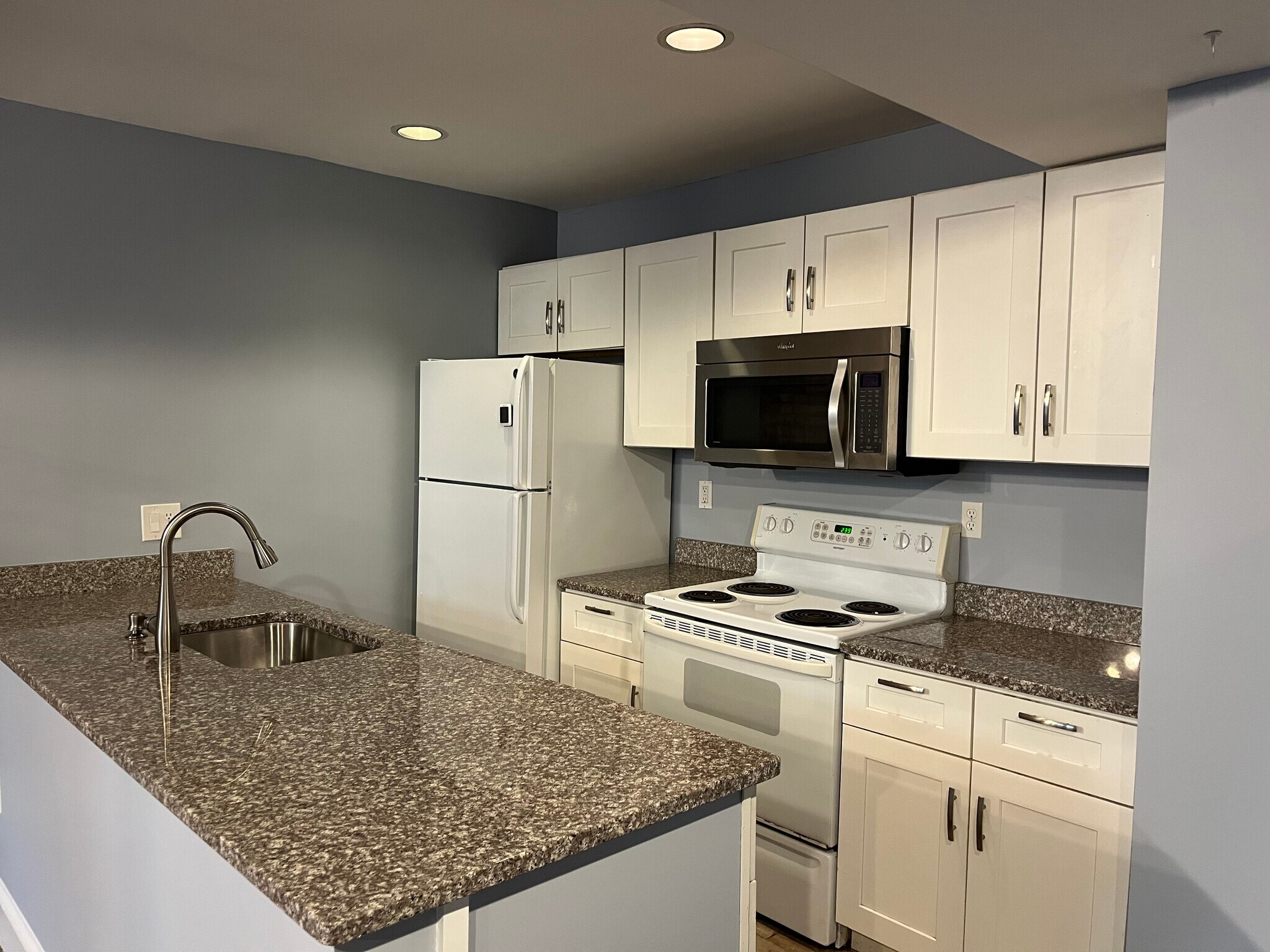 Building Photo - 2015 Columbia Rd NW