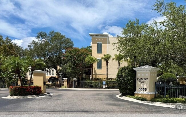 Building Photo - 3146 Bayshore Oaks Dr