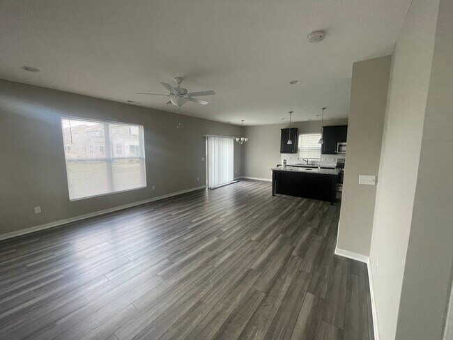 Building Photo - 7269 Cutler Dr