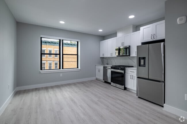 Interior Photo - 22 Fleet St