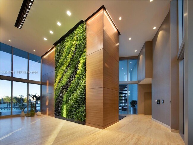 Building Photo - 16385 Biscayne Blvd