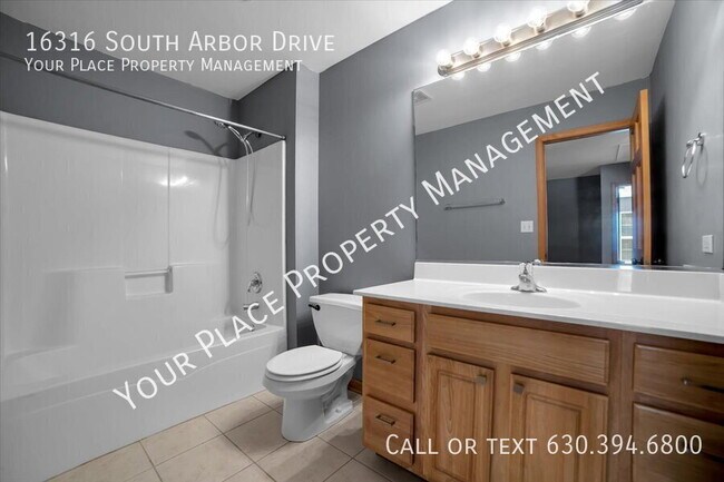 Building Photo - 16316 S Arbor Dr