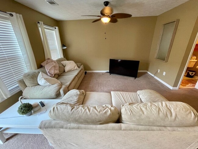 Building Photo - Asbury Hills Condominiums-2428 E. University,  Unit 103