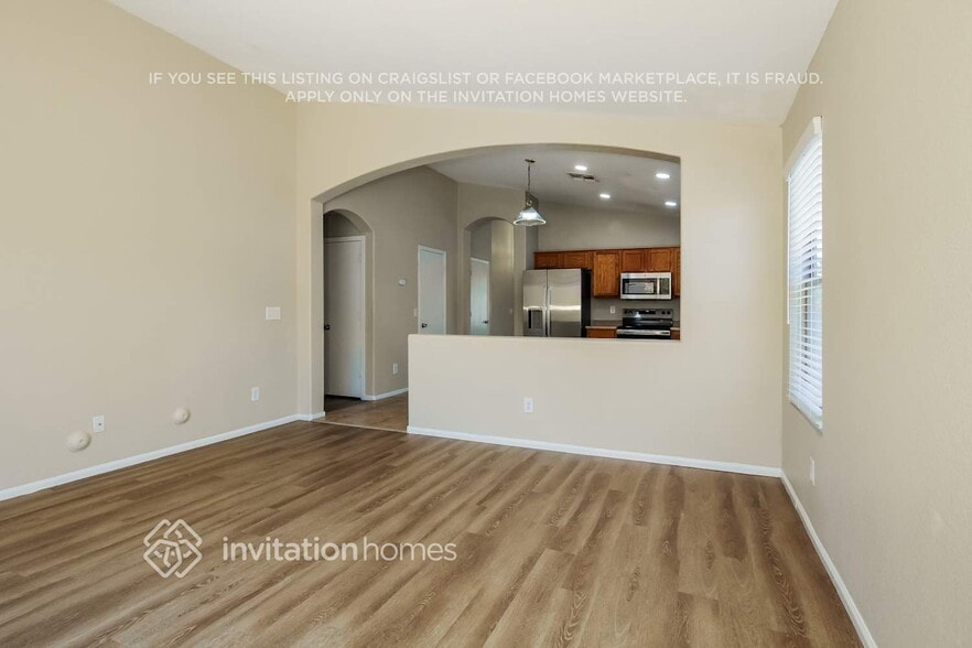 Building Photo - 16255 W Moreland St