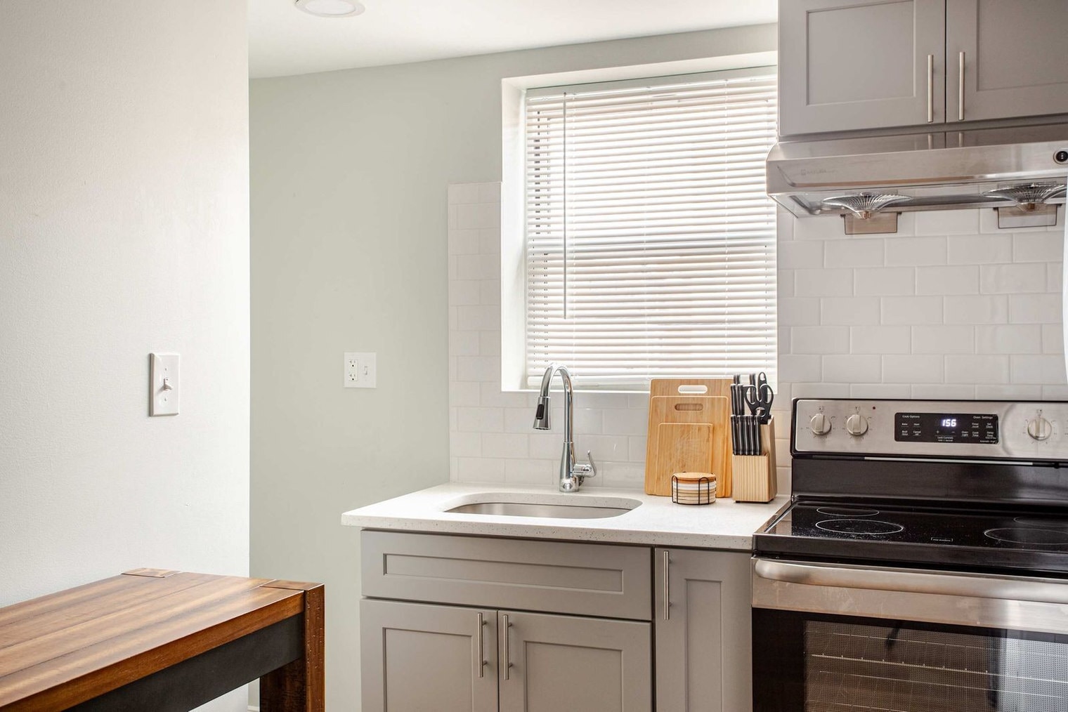 Building Photo - 1816 S 9th St