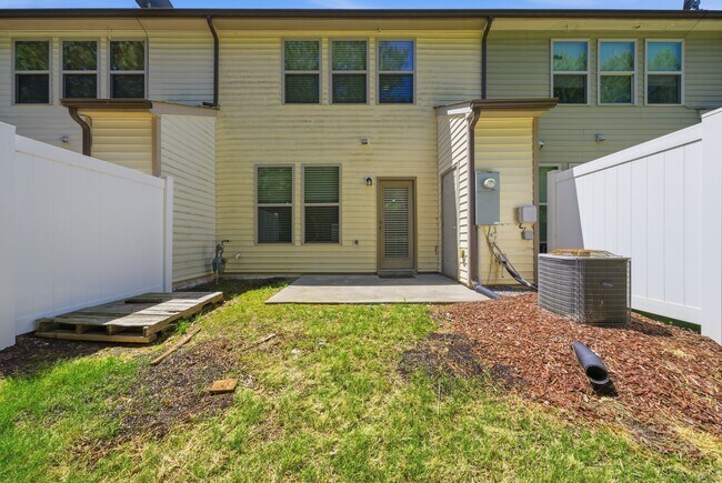 Building Photo - 410 Leighann Ridge Ln