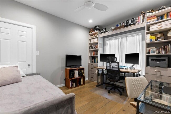 Building Photo - 73 Maple Ave