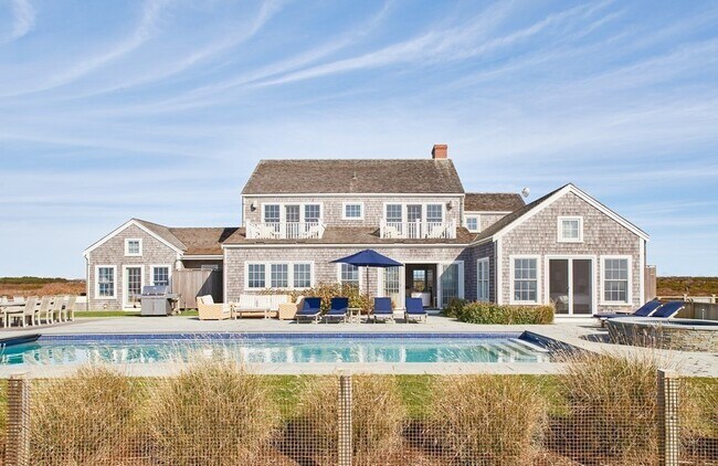 Building Photo - 30 Madequecham Valley Rd