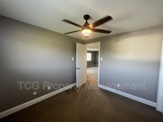 Building Photo - 1444 State Street