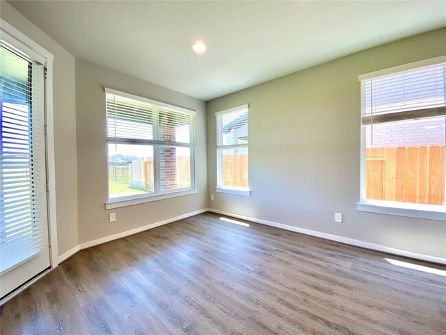 Building Photo - 29339 Red Rocks Pk Dr