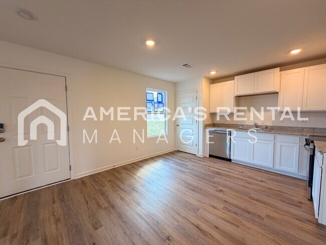 Building Photo - New Construction Home for Rent in Tuscaloosa, AL!  DEPOSIT PENDING!!!