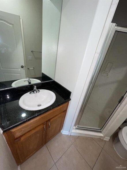 Building Photo - 618 DFW Dr