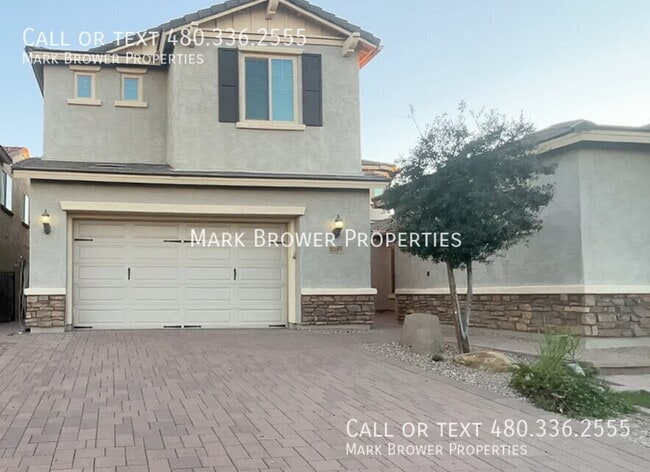 Building Photo - 3345 E Indigo St