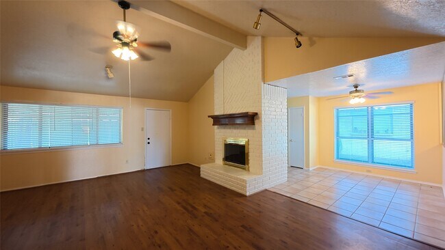 Building Photo - 2410 Goldspring Ln