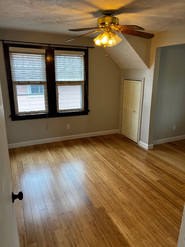 Building Photo - 527 Flynn Ave