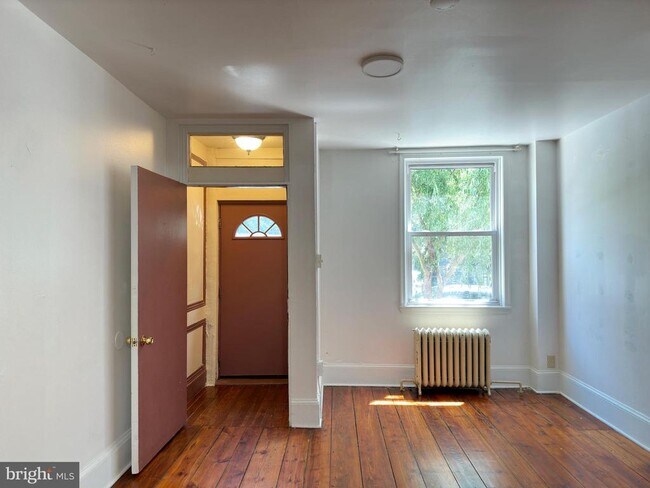 Building Photo - 1232 N Hancock St