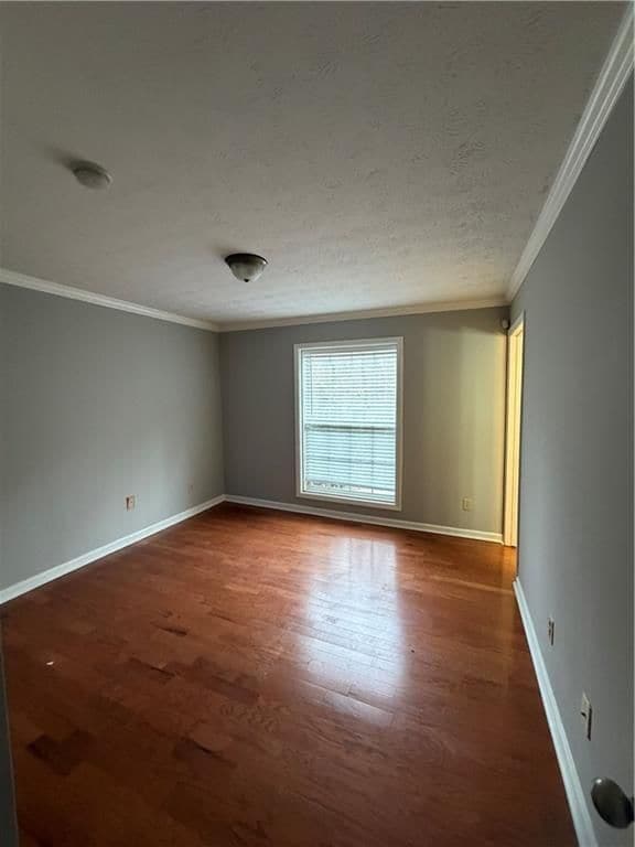 Building Photo - 3175 7 Pines Ct NW