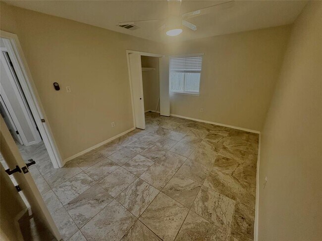 Building Photo - 1805 Prairie Knoll Ct