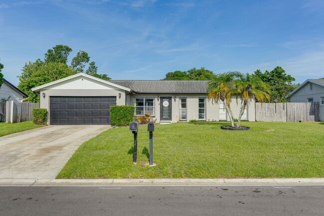 Building Photo - 128 Loredo Ln