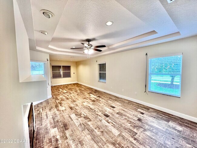 Building Photo - 75 Creek Bluff Way