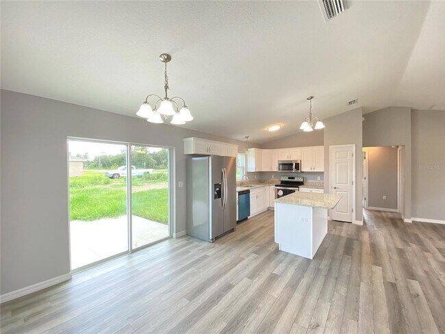 Building Photo - 2730 SW 145th Place Rd